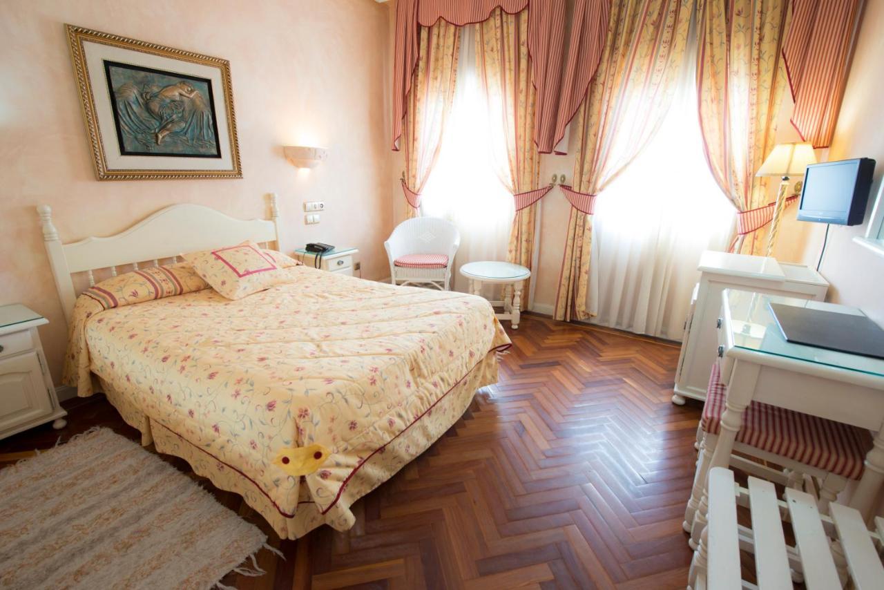 Los Arcos Dosbarrios Dış mekan fotoğraf
